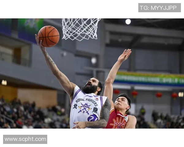 戴申尼克斯首秀表现惊艳替补出场18分钟狂砍20分3助攻引发热议